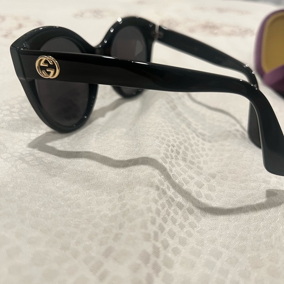 Gucci sunglasses - Picture 5 of 9